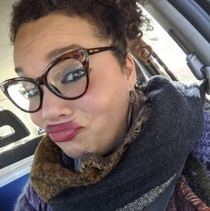 Meet your Posher, Sonja
